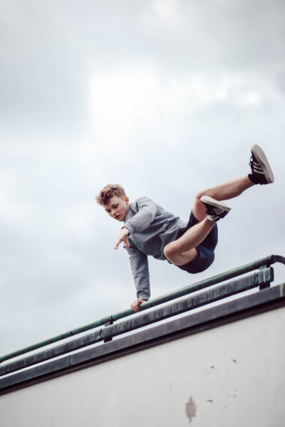 parkour-seinäjoki-sirkusmuudi-sirkus-muudi-lapset-nuoret-harrastus-lapselle-harrastus-10v-11v-12v-alakoulu-ikäiset-alakoululaiset-